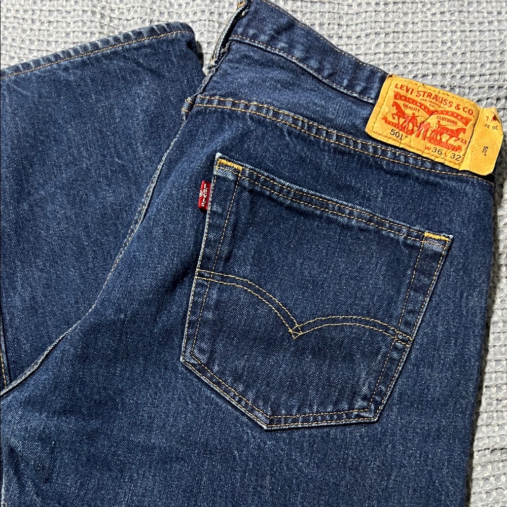 Levi's Men's Dark Blue Straight Jeans